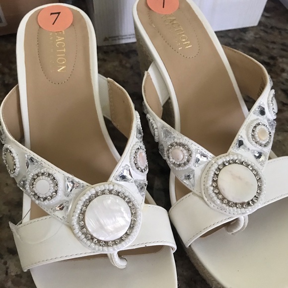 💗Gorgeous Kenneth reaction heeled Sandals 💗 - Picture 6 of 6